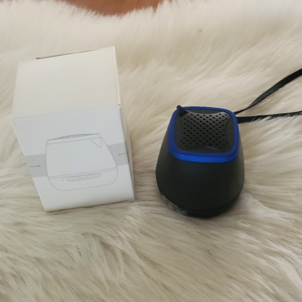 NIB ring mini wireless speaker - Picture 2 of 6